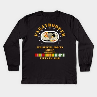 5th SFG Oval w Paratrooper w VN SVC Kids Long Sleeve T-Shirt